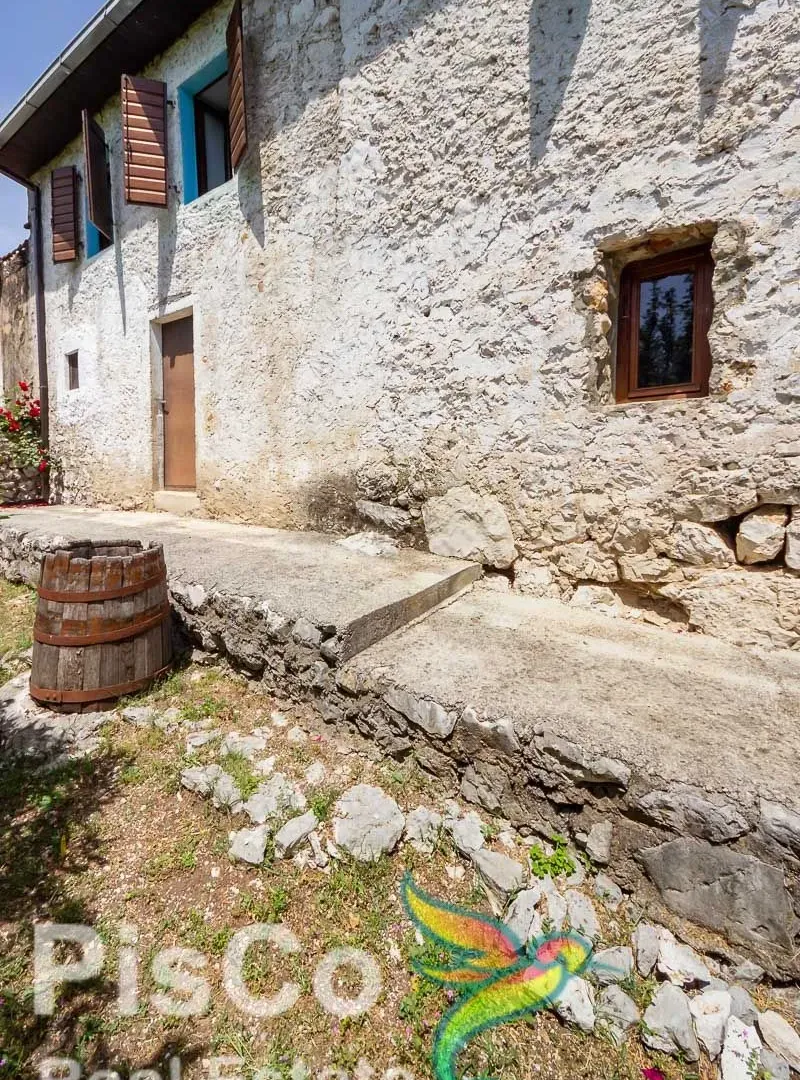 Prodaja, kuća, 250m², Danilovgrad, Crna Gora