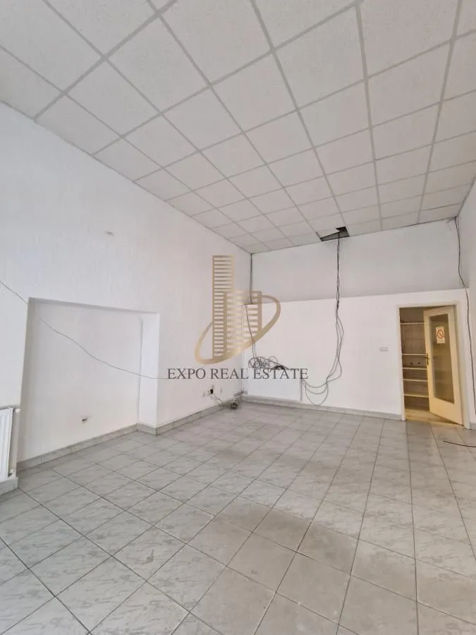 Sale, office space, 176m², Kosančićev Venac, Beograd