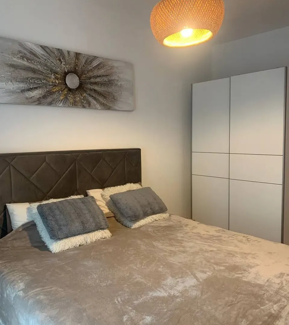 Rent, one bedroom apartment, 45m², Bečići, Budva