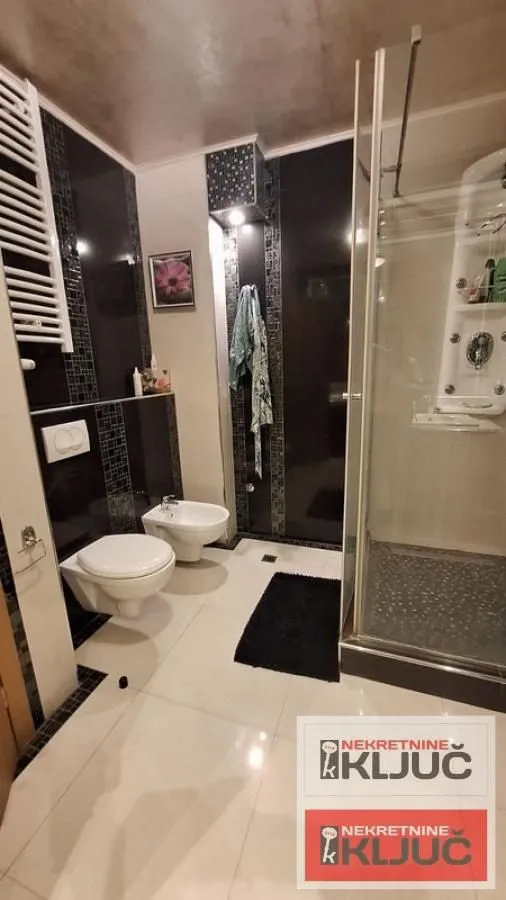 Prodaja, trosoban stan, 108m², Bulevar Evrope, Novi Sad Sve Podlokacije