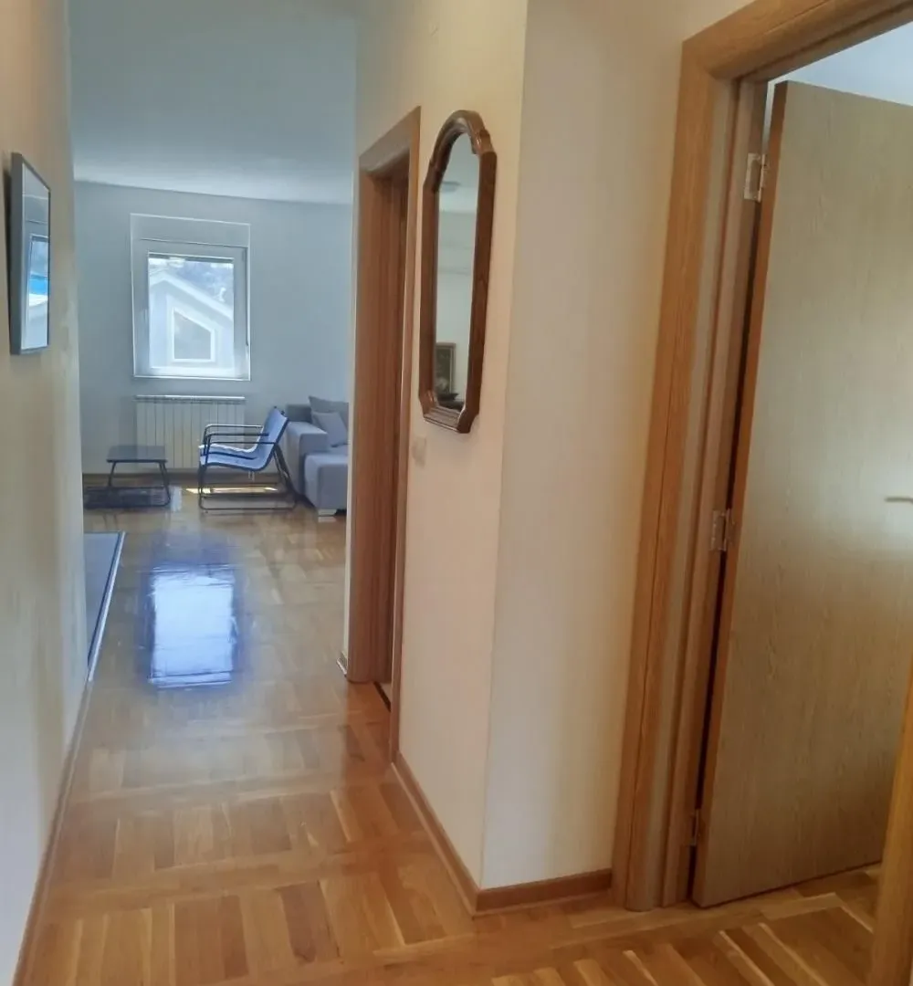Prodaja, dvosoban stan, 69m², Stari Košutnjak, Rakovica