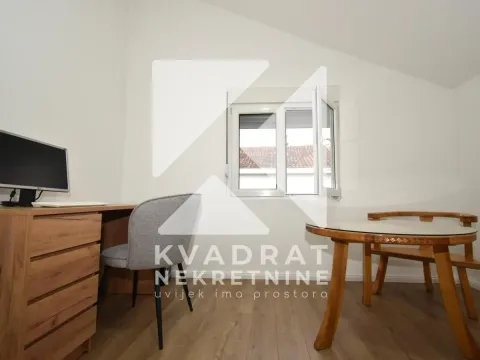 Izdavanje, trosoban stan, 100m², Zelenika, Podgorica - image 9