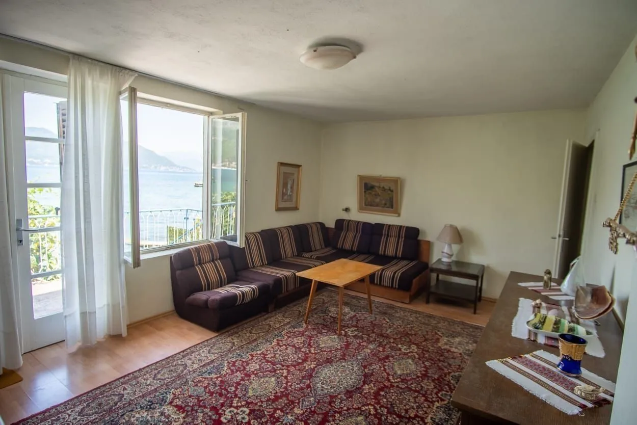 Prodaja, kuća, 120m², Sutorina, Herceg Novi