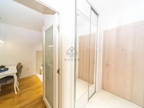 Rent, one bedroom apartment, 49m², Central Point, Podgorica - image 9