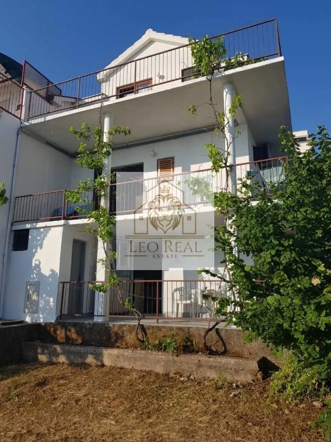 Prodaja, kuća, 104m², Krašići, Tivat