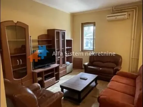Izdavanje, trosoban stan, 65m², Južni Bulevar, Vračar Sve Podlokacije - image 3