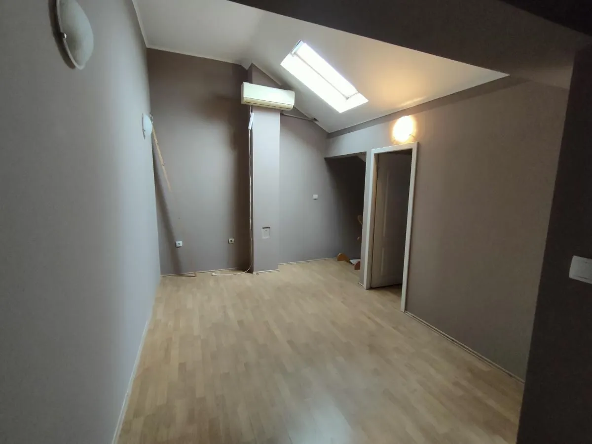 Prodaja, četvorosoban stan, 103m², Nova Detelinara, Novi Sad Sve Podlokacije