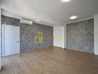 Izdavanje, trosoban stan, 90m², Vezirov Most, Podgorica - image 2