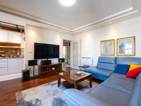 Prodaja, dvosoban stan, 68m², Central Point, Podgorica - image 2