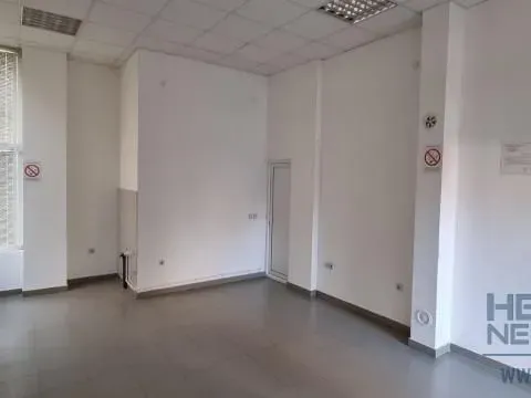 Sale, office space, 30m², Vranje, Srbija - image 2