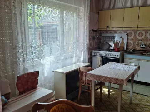 Sale, house, 199m², Kula, Srbija - image 27