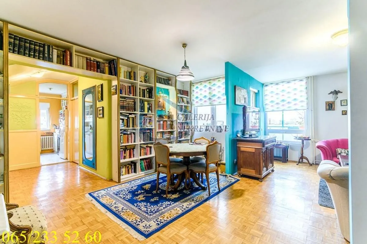 Prodaja, trosoban stan, 86m², Novi Beograd Blok 71, Novi Beograd Sve Podlokacije