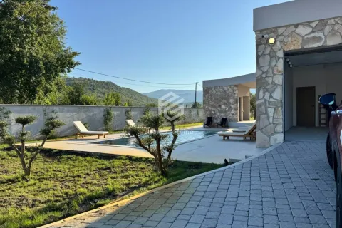 Izdavanje, kuća, 295m², Begovina, Danilovgrad - image 17