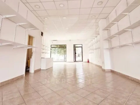 Rent, studio apartment, 120m², Stari Aerodrom, Podgorica - image 5