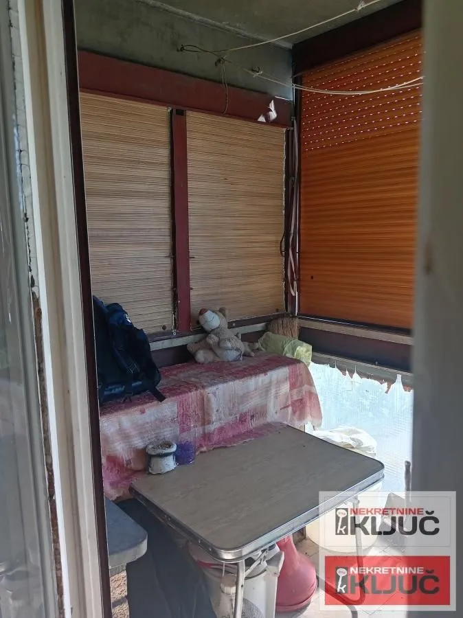Prodaja, trosoban stan, 74m², Bulevar Oslobodjenja, Novi Sad Sve Podlokacije
