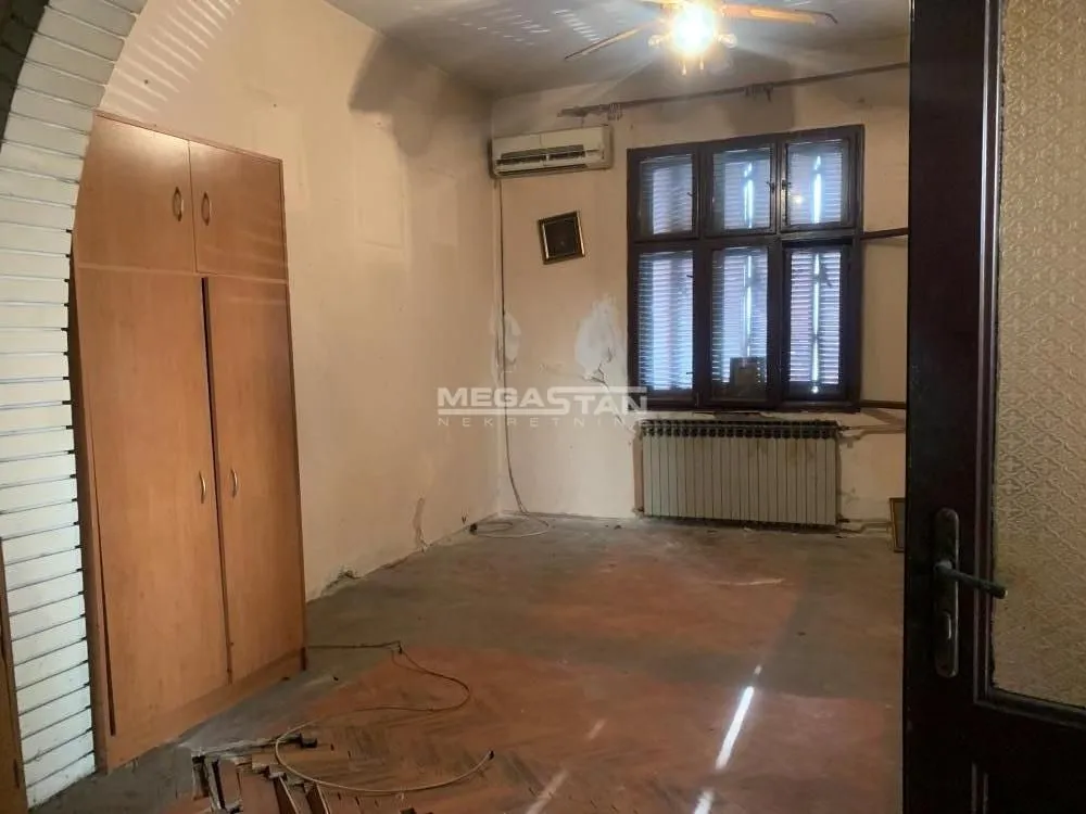 Prodaja, kuća, 120m², Denkova Basta, Zvezdara Sve Podlokacije