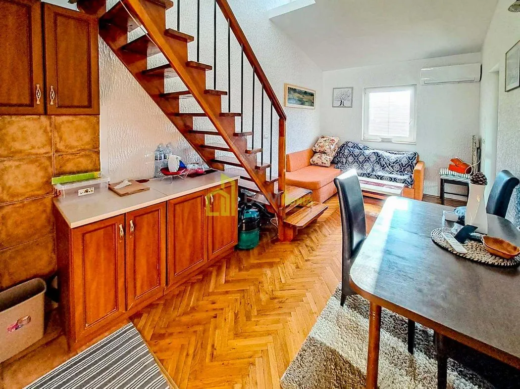Sale, four bedroom apartment, 75m², Makedonsko naselje, Bar