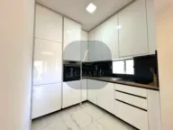 Izdavanje, trosoban stan, 130m², Dalmatinska ulica, Podgorica - image 2