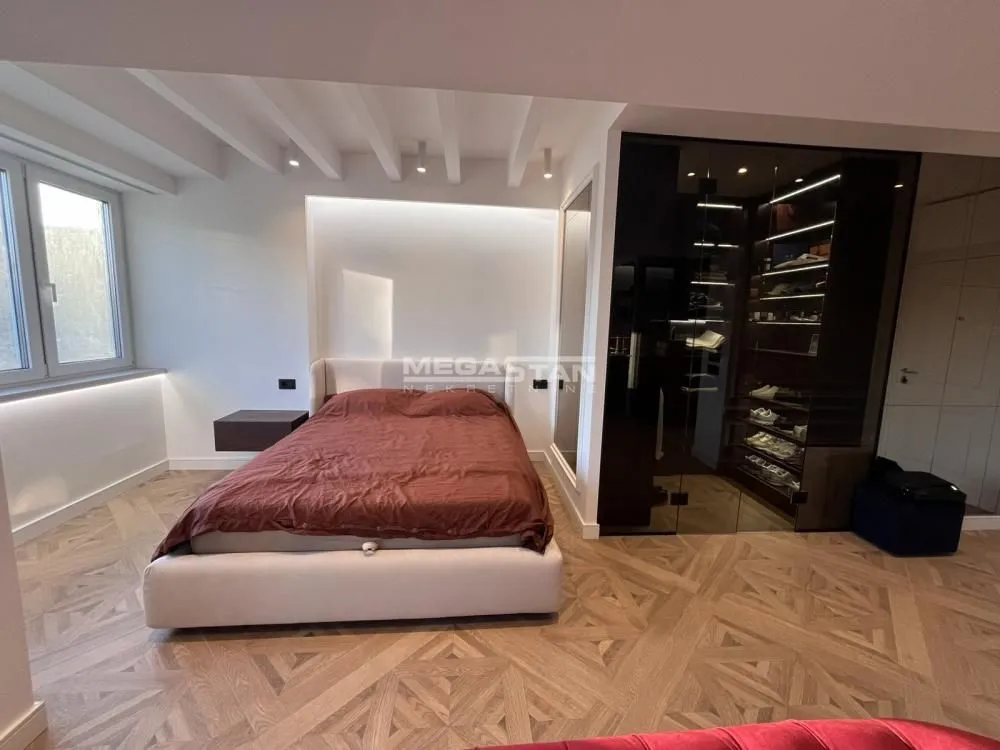 Prodaja, jednosoban stan, 38m², Stari Grad, Beograd