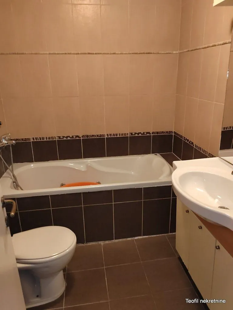 Sale, four bedroom apartment, 107m², Kalenić Pijaca, Vračar Sve Podlokacije