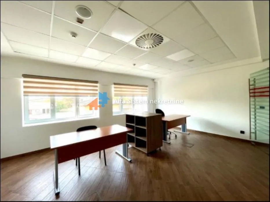 Rent, office space, 325m², Retenzija, Beograd