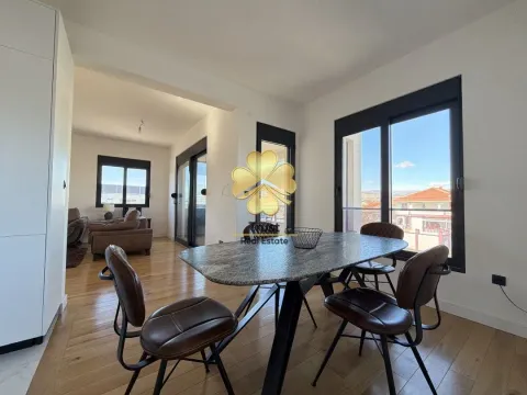 Prodaja, stan, 270m², Gornja Gorica, Podgorica - image 5