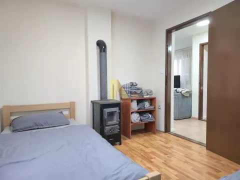 Izdavanje, kuća, 100m², Inđija, Srbija - image 6