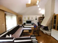 Prodaja, trosoban stan, 136m², Centar, Podgorica