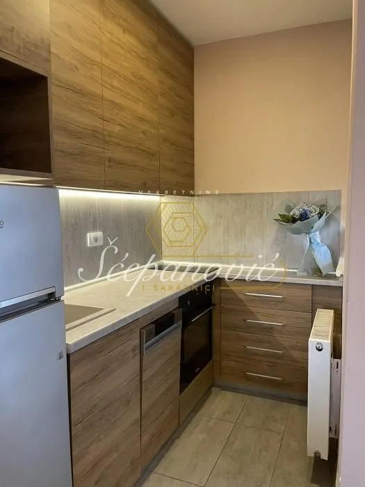 Prodaja, trosoban stan, 65m², Novo naselje, Novi Sad