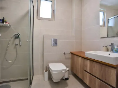 Prodaja, trosoban stan, 94m², Bečići, Budva - image 18