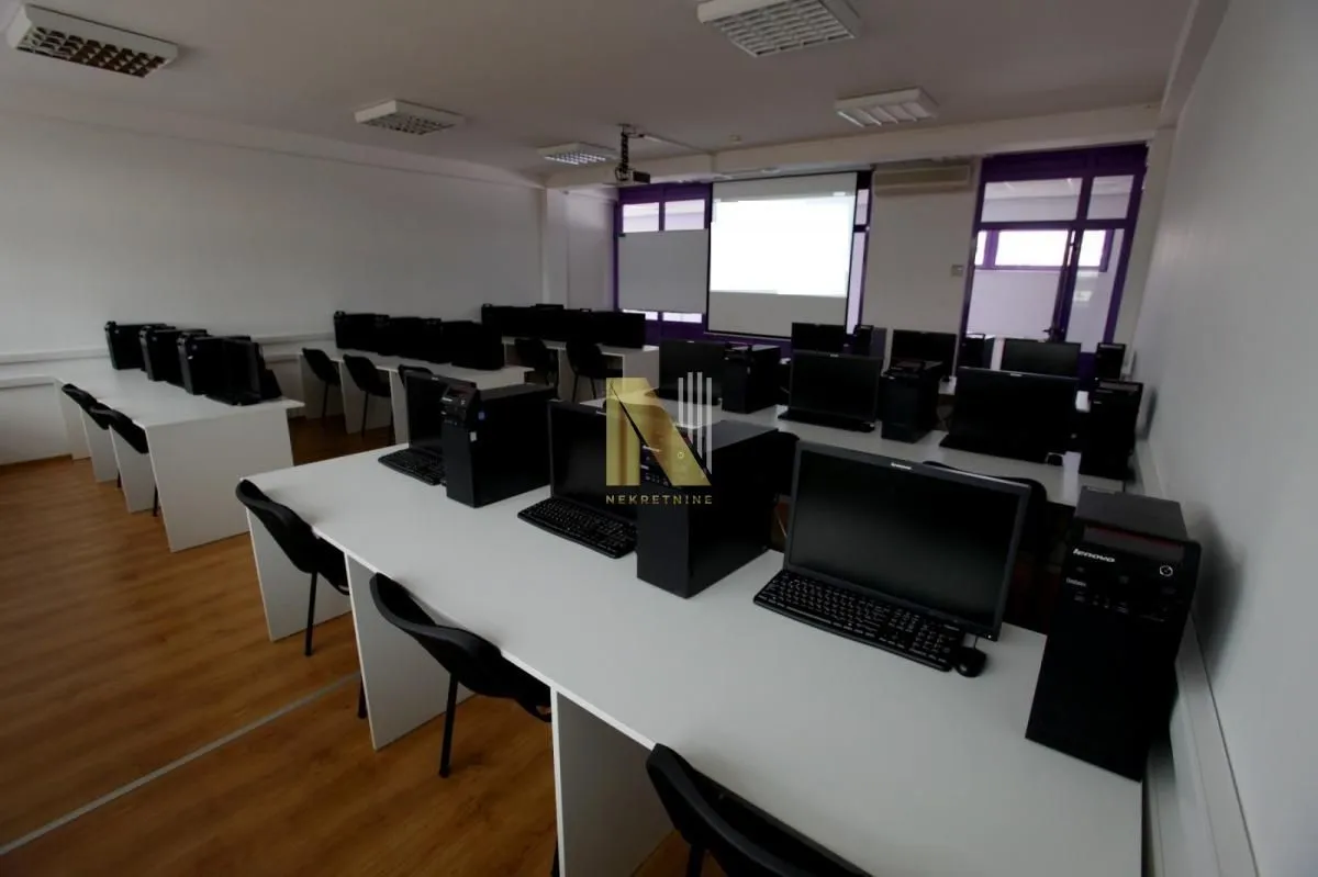 Rent, office space, 500m², Adamovićevo Naselje, Novi Sad Sve Podlokacije