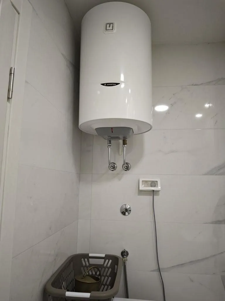 Izdavanje, jednosoban stan, 50m², Central Point, Podgorica