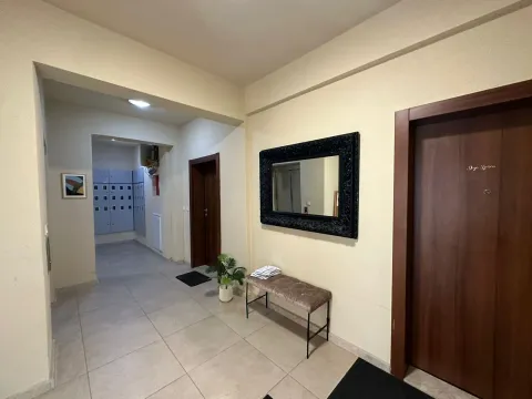 Izdavanje, garsonjera, 32m², Velji Vinogradi, Budva - image 7