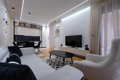 Izdavanje, jednosoban stan, 47m², City Kvart, Podgorica - image 6