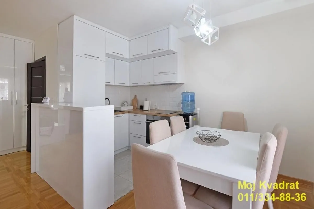 Prodaja, trosoban stan, 87m², Slavujev Venac, Zvezdara Sve Podlokacije