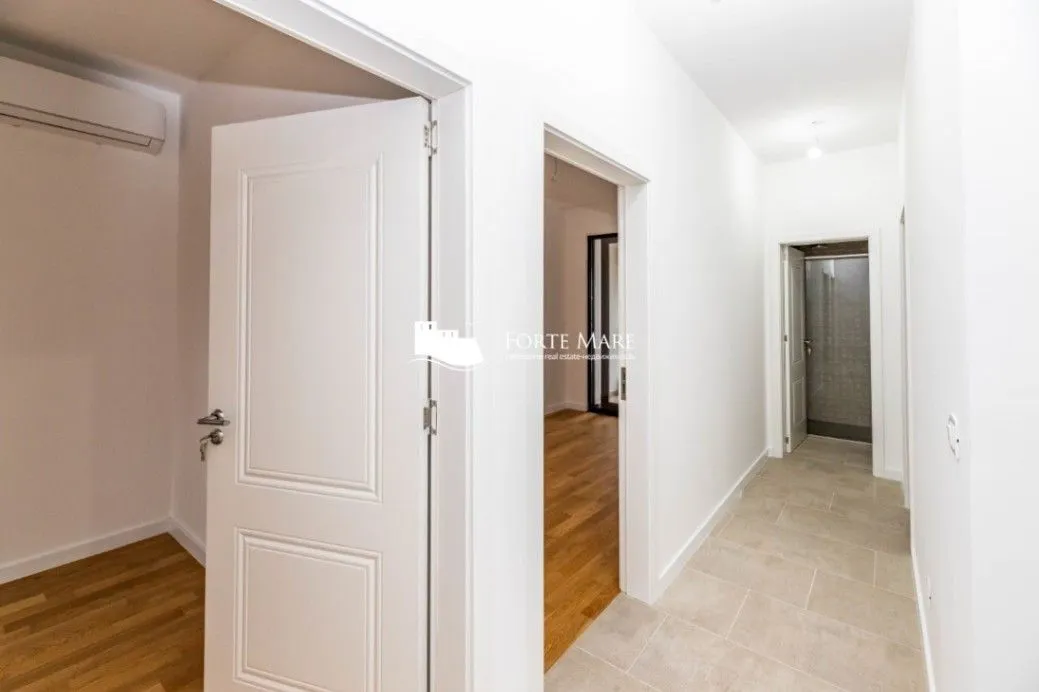 Prodaja, trosoban stan, 88m², Bijela, Herceg Novi