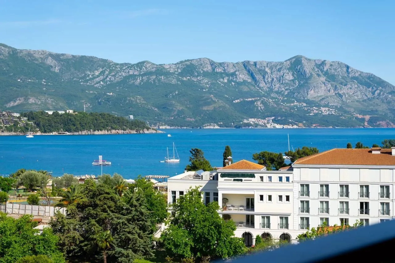 Rent, two bedroom apartment, 94m², Budva, Crna Gora