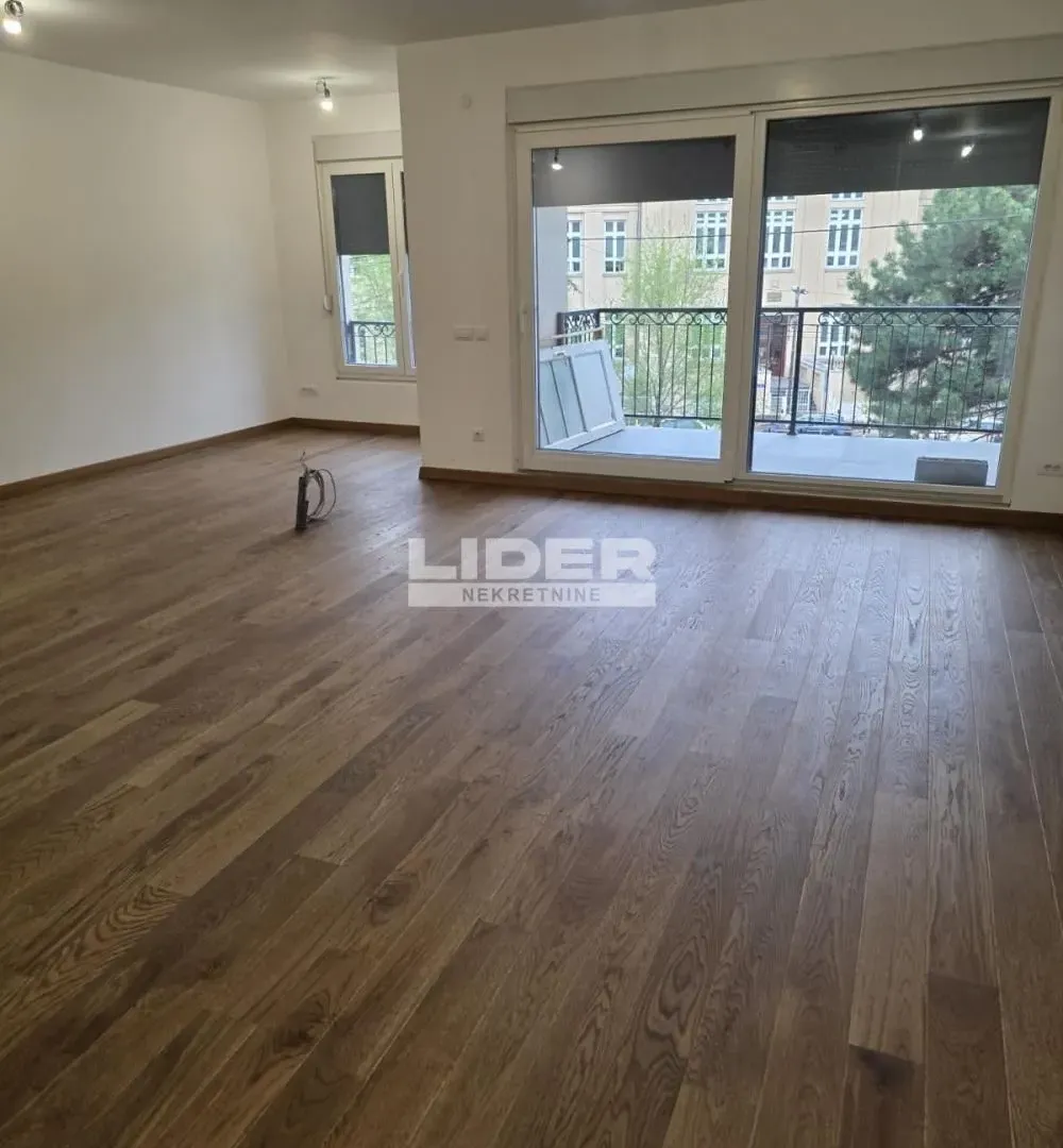 Prodaja, dvosoban stan, 85m², Vračar Sve Podlokacije, Beograd