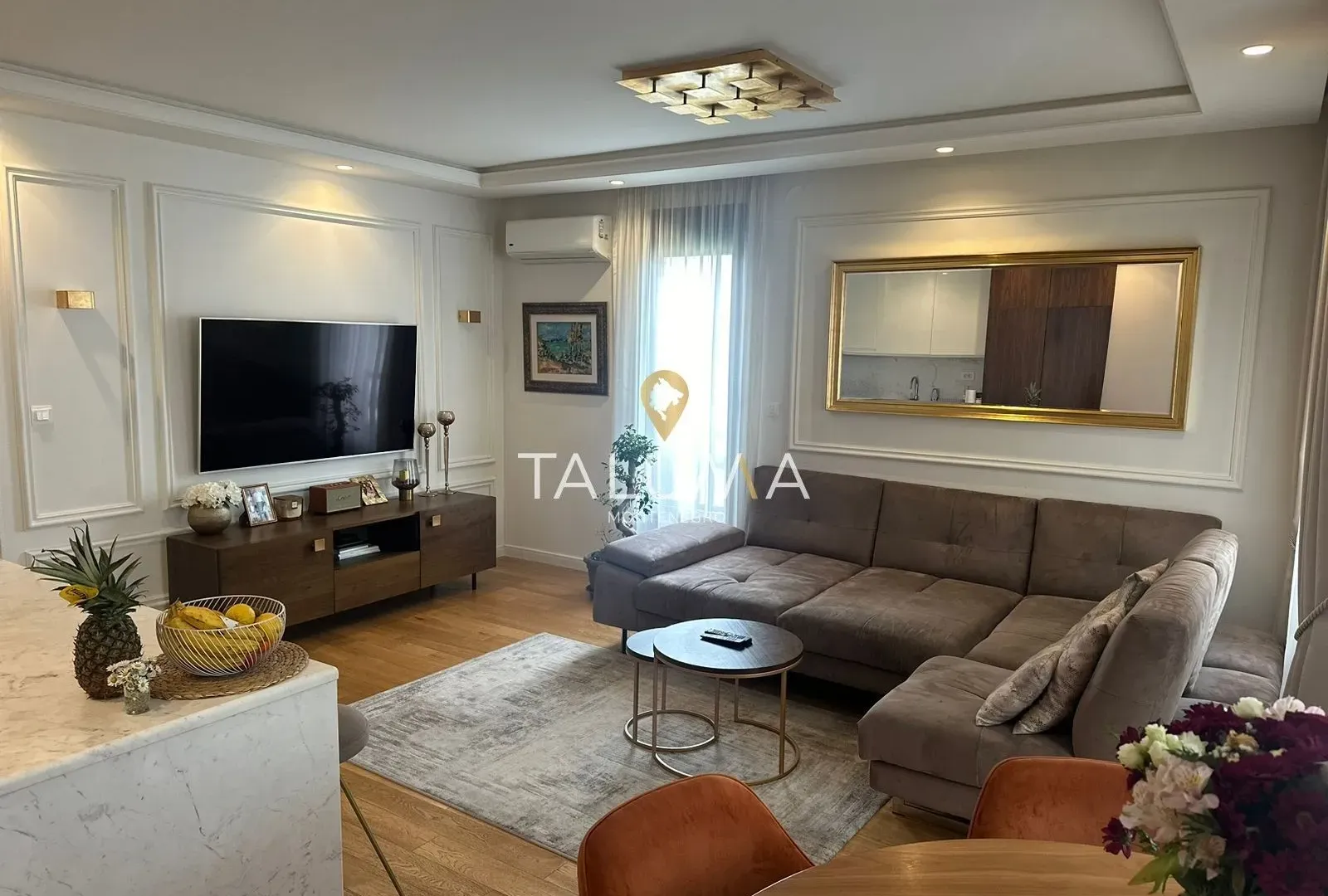 Prodaja, dvosoban stan, 74m², Blok 9, Podgorica