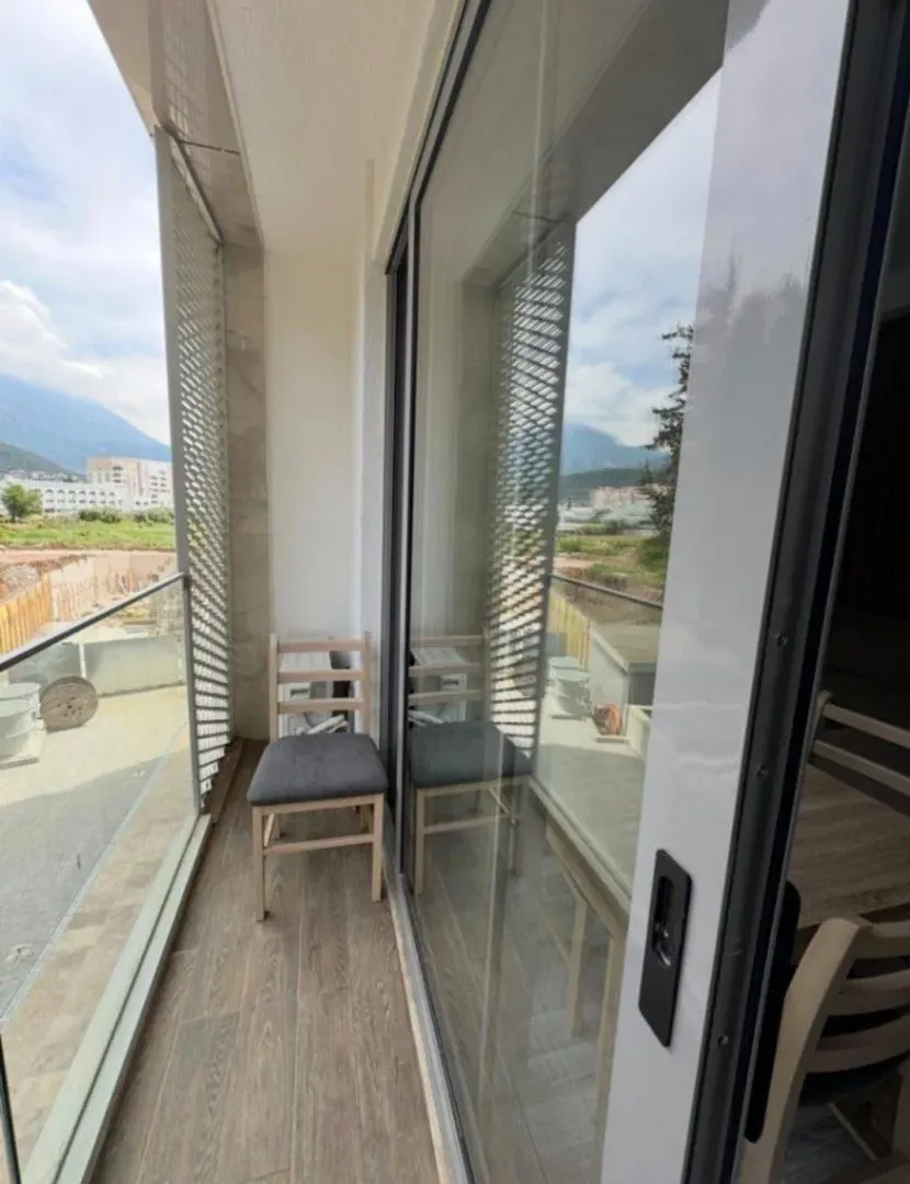 Rent, one bedroom apartment, 42m², Bar, Crna Gora