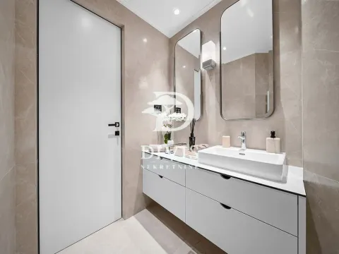 Prodaja, trosoban stan, 82m², Savski Venac, Beograd - image 8