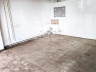 Izdavanje, poslovni prostor, 38m², Cerak, Beograd - image 10