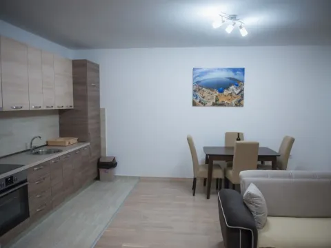 Prodaja, dvosoban stan, 65m², Tivat, Crna Gora - image 4