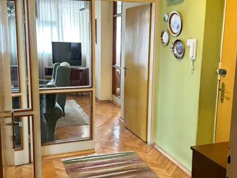 Rent, four bedroom apartment, 120m², Preko Morače, Podgorica - image 12