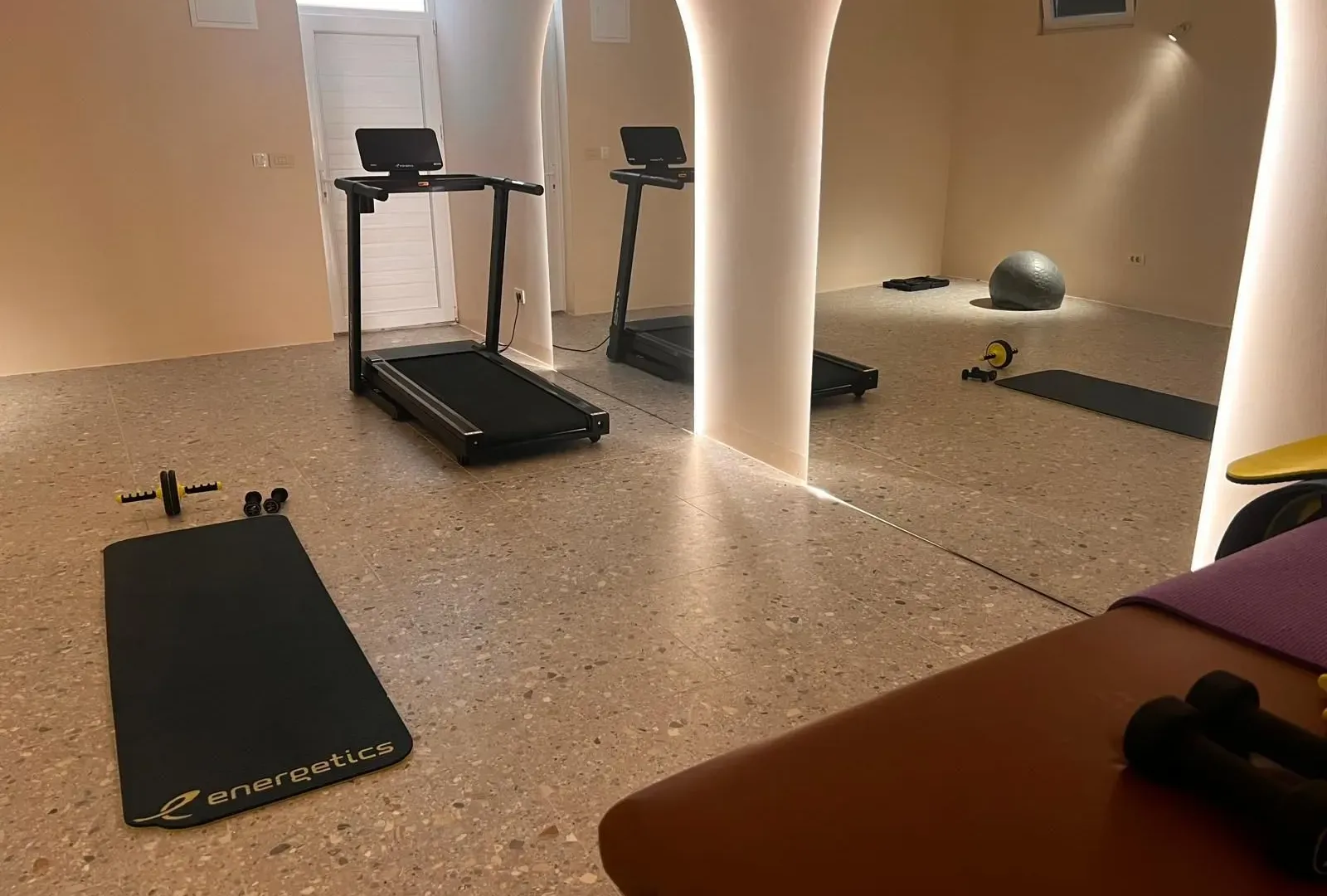 Rent, house, 400m², Herceg Novi, Crna Gora