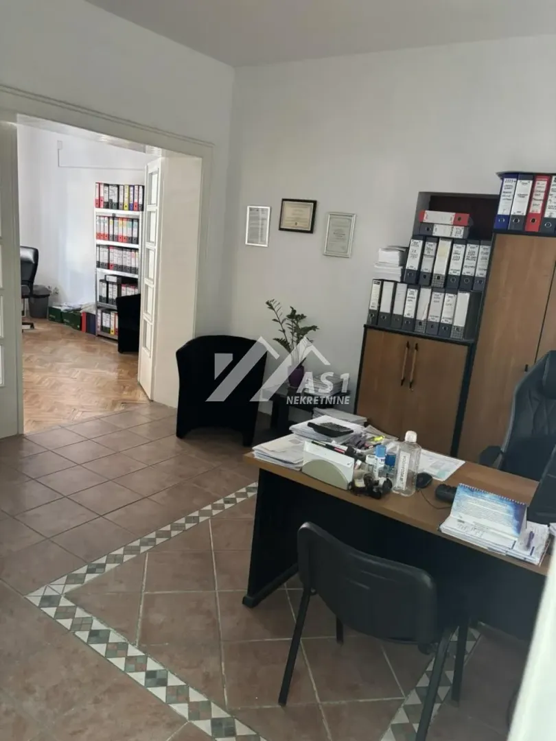 Rent, office space, 120m², Podbara, Novi Sad Sve Podlokacije