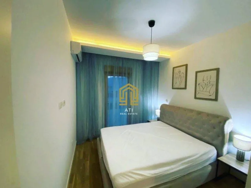 Prodaja, dvosoban stan, 62m², Dobrota, Kotor