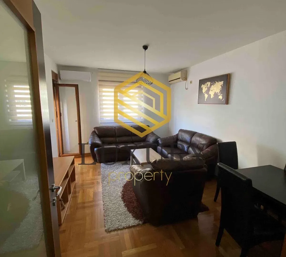 Izdavanje, dvosoban stan, 55m², Stari Aerodrom, Podgorica