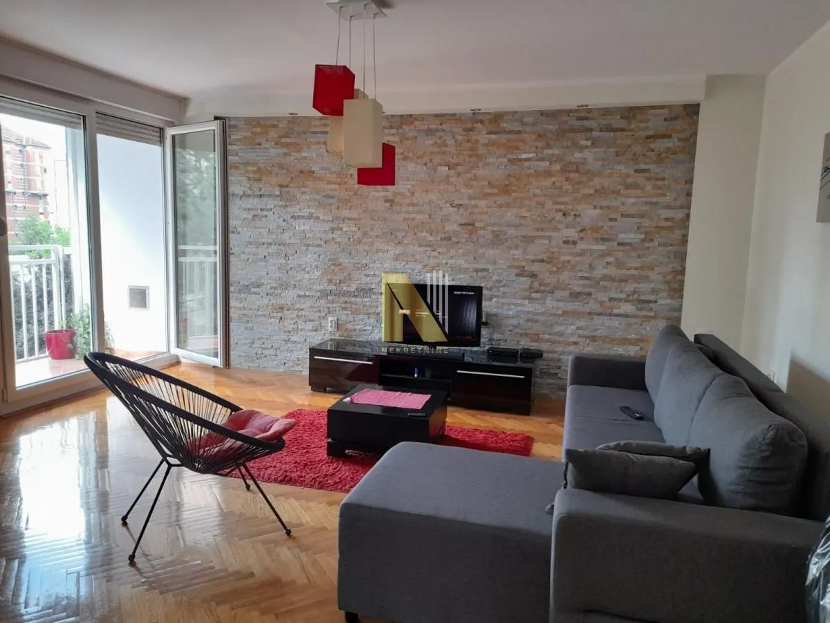 Izdavanje, trosoban stan, 76m², Liman 3, Novi Sad Sve Podlokacije