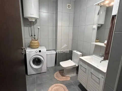 Sale, two bedroom apartment, 85m², Petrovac, Budva - image 12